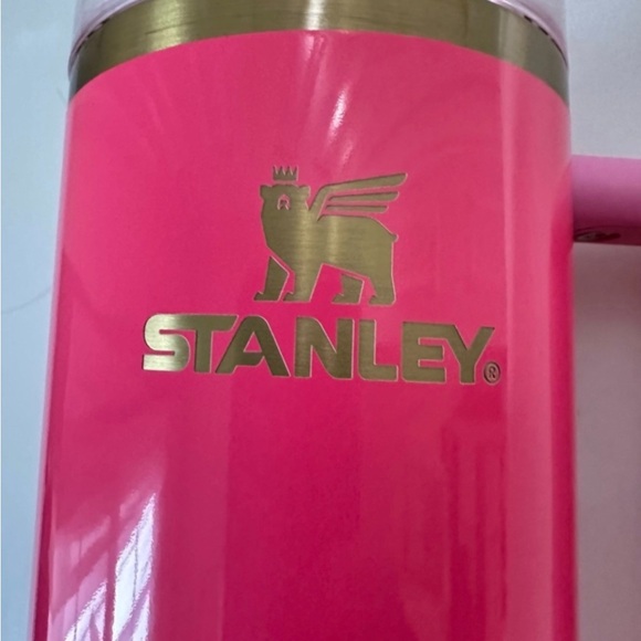 Stanley H2O 30oz Quencher Pink Parade Limited Edition Tumbler. NIB - Picture 3 of 10